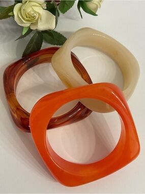 Resin Trendy Bangle Bracelets Asymmetric Set of 3 READ***